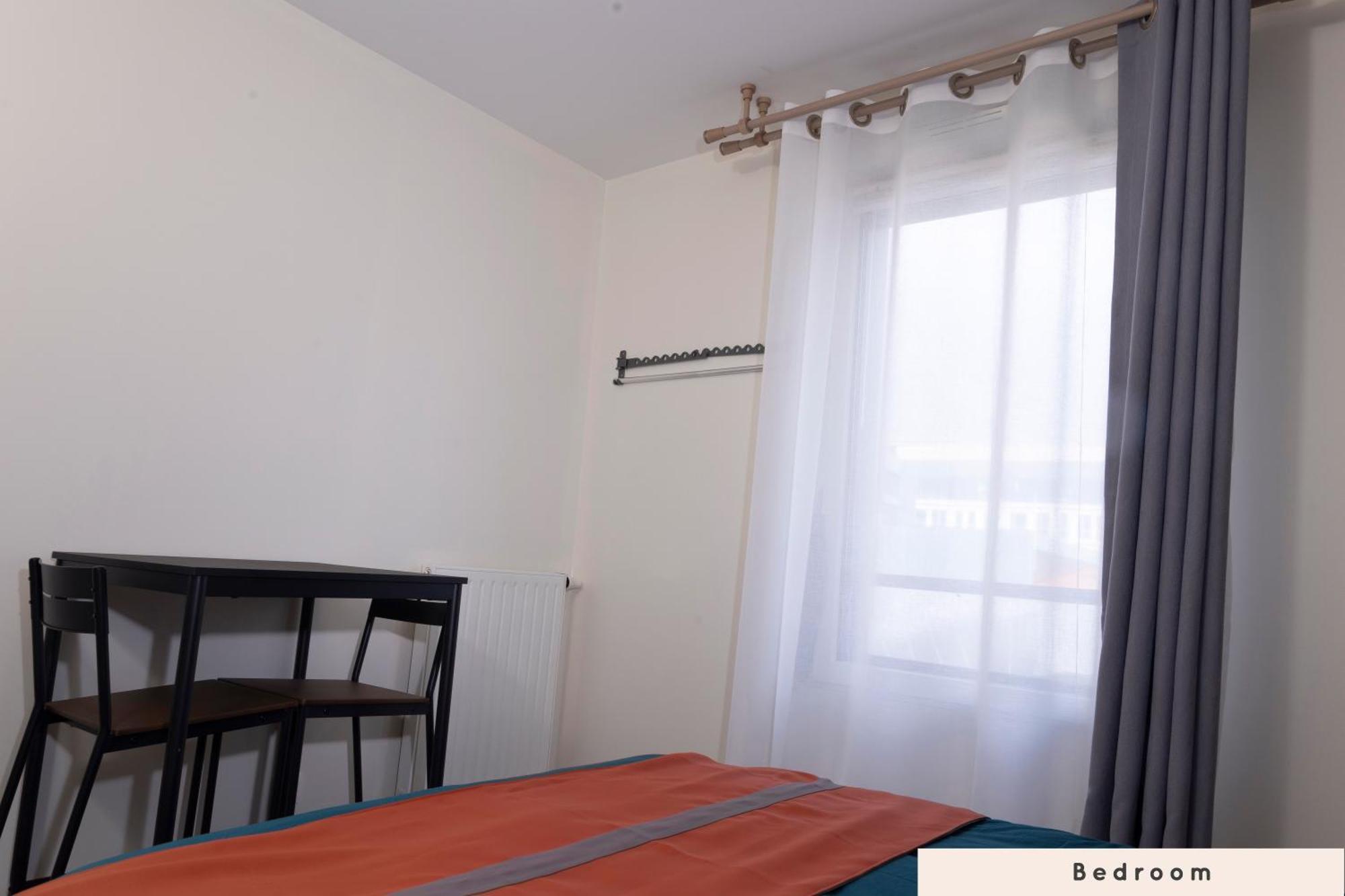 Cosy Coliving Space Near Paris Quarto em Acomodações Particulares *